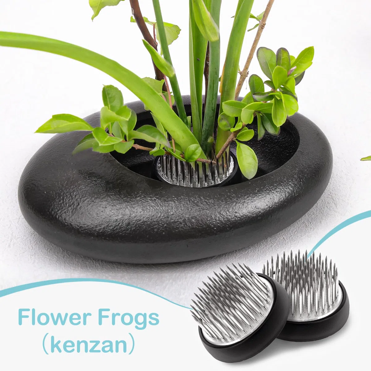 Folmywy Kit de jarrón de cerámica japonesa Ikebana con soporte de tallo de flores de rana Kenzan de 1.57 pulgadas, jarrón redondo negro con forma de guijarro para centros de mesa, suministros de arte