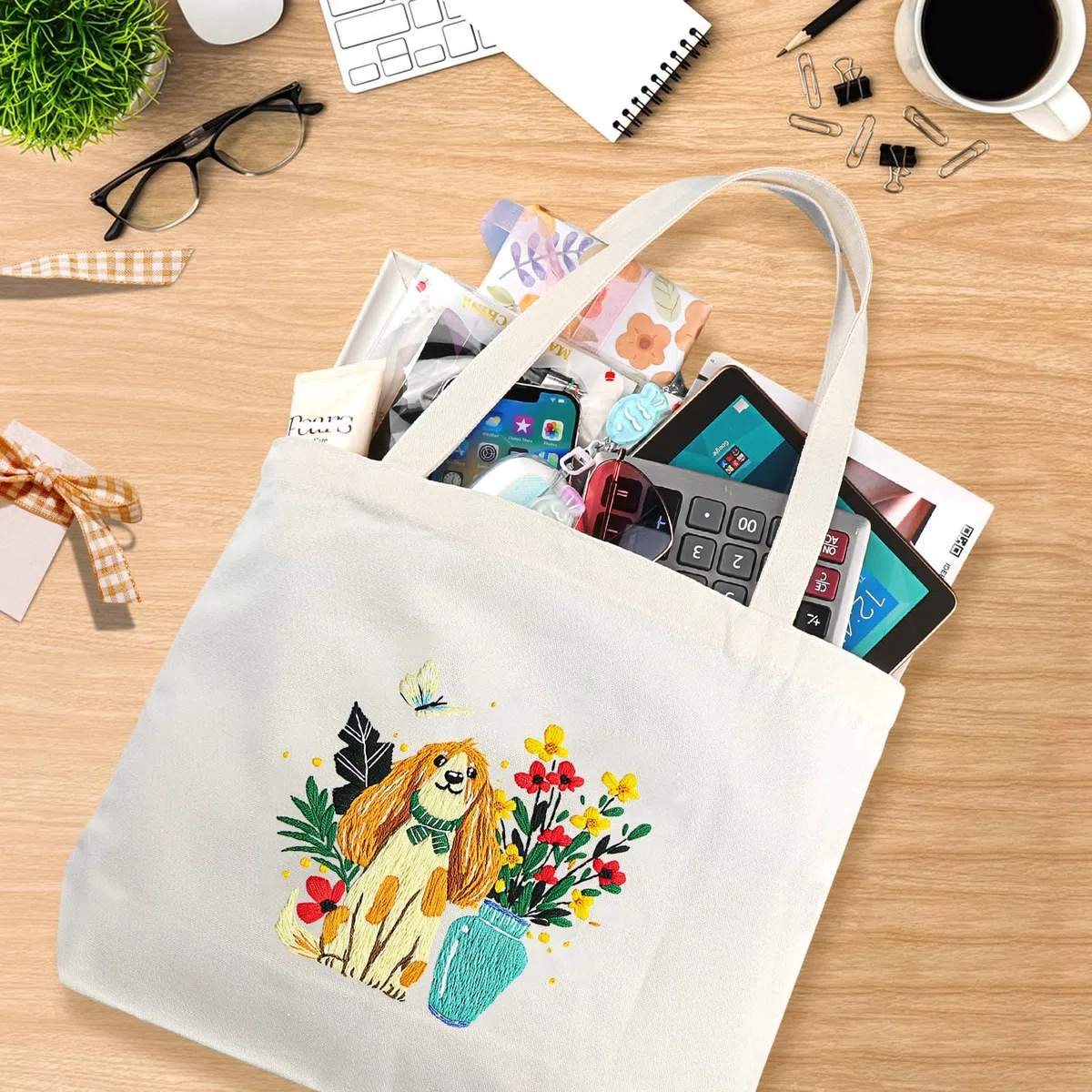 JSRQT Perro Kit de Bordado Bolso de Lona, Kit de Inicio Punto Cruz con Estampado de Flores para Principiantes Adultos, Bordado Hecha a Mano para Amantes Manualidades, con Instrucciones, Aguja e Hilo