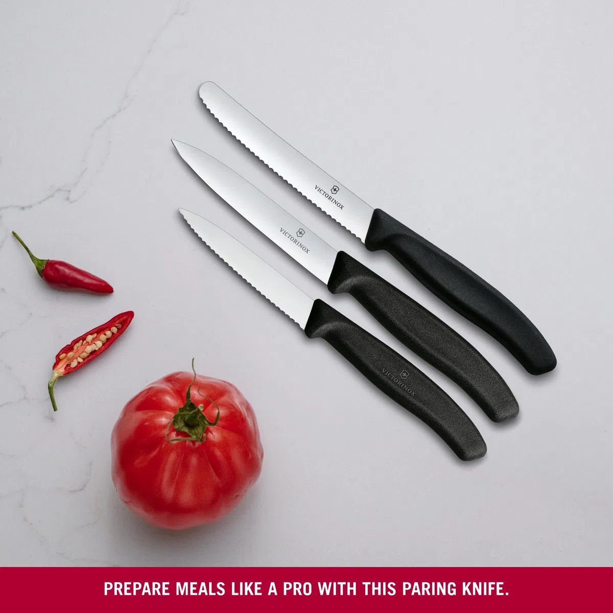 Victorinox Swiss Classic Juego de cuchillos de cocina, 3 piezas, cuchillo para pelar, cuchillo para tomates y cuchillo para desayunos, Mango robusto de plástico, Acero inoxidable, Negro