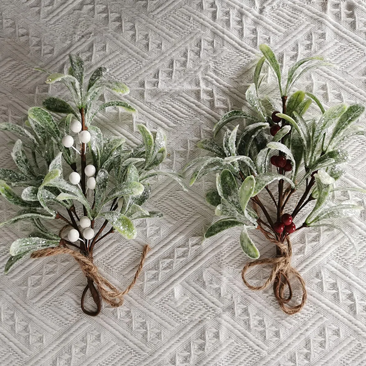 4 Piezas Decoración de Muérdago de Navidad, Muérdago Decorativo para Colgar, Adorno de Muérdago Artificial, Accesorios para árbol de Navidad, Decoración Artificial para Puerta de Navidad