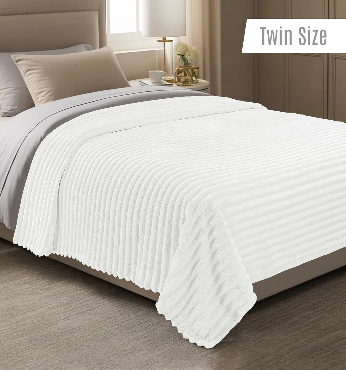 Utopia Bedding Manta Polar a Rayas, Ligera, Suave y Adecuada para Todas Las Estaciones, para Cama, Sofá o Sillón [150x200 cm, Blanco Roto]