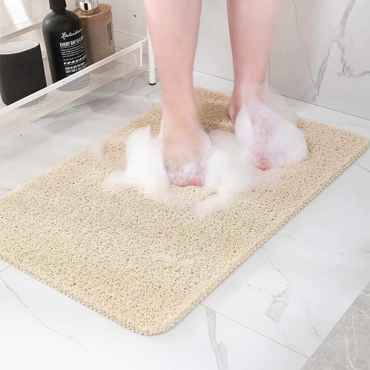 Alfombra de Ducha Antideslizante Beige 40 x 80 cm Alfombra de baño de Seguridad Suave y cómoda con Orificios de Drenaje Alfombras de Ducha de Masaje de Lufa de PVC