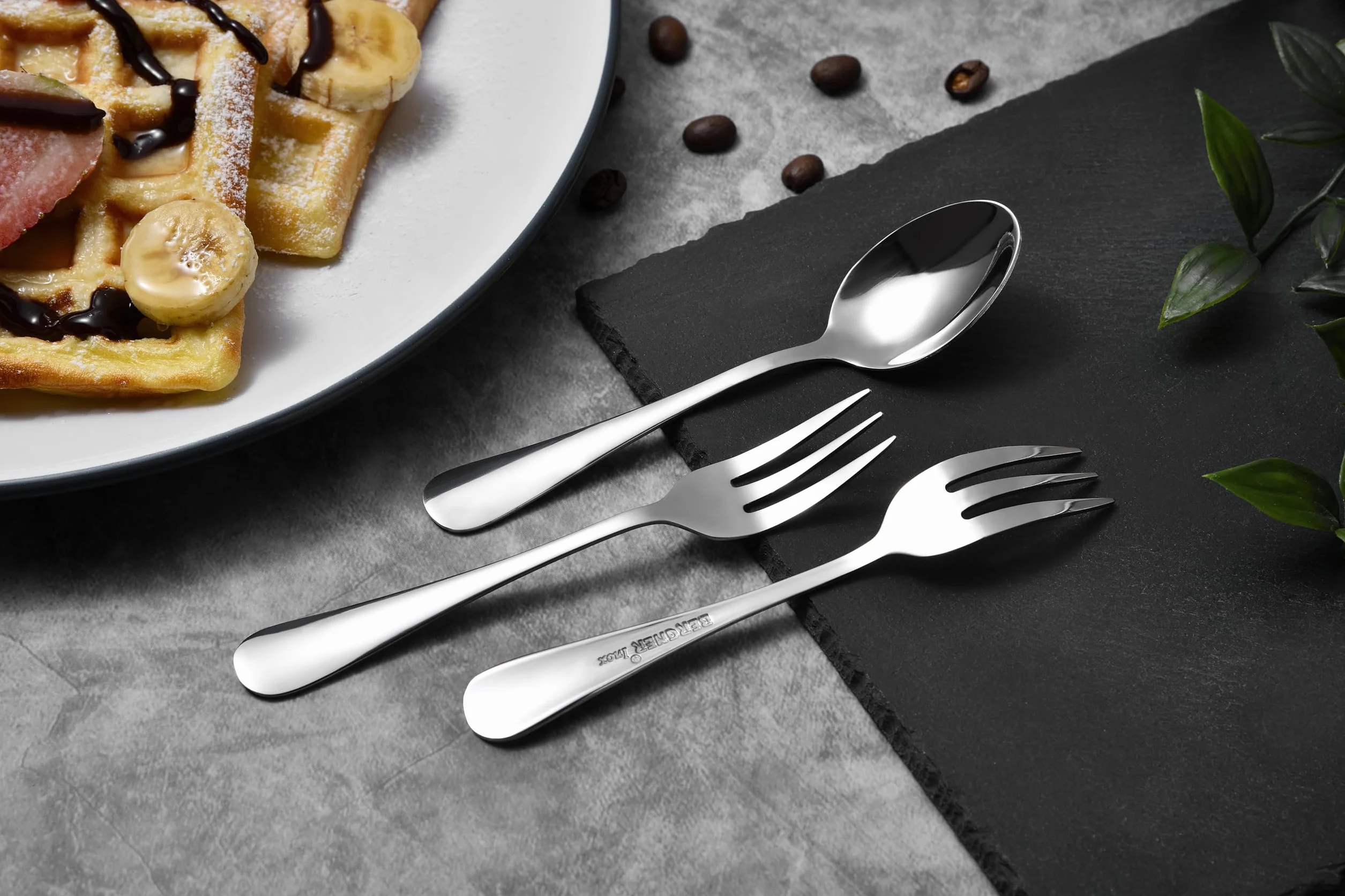 Set 12 piezas para postre color plata Bergner coleccion Munich