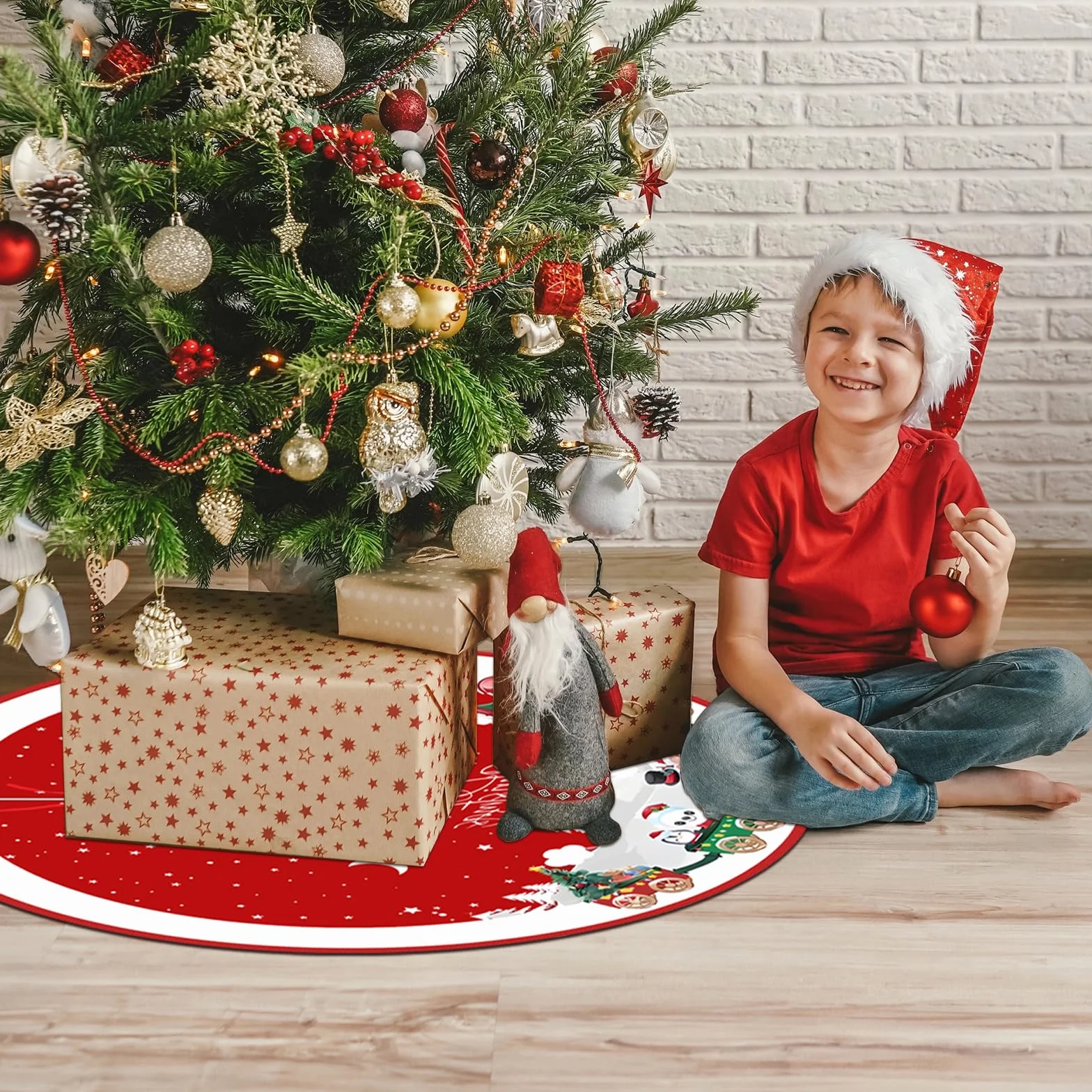 Falda de Árbol de Navidad, Alfombra de Árbol de Navidad, con Motivos de Muñecos de Nieve, Copos de Nieve y Trenes, para la Decoración Navideña del Hogar, Rojo