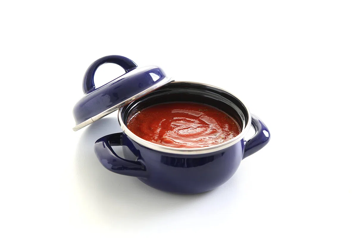 HENDI Cazuela con tapa, olla, para sopas y salsas, para cocinar y servir, sólo apta para cocinas de gas, 0.3L, ø115x(H)90mm, acabado esmaltado azul, reborde de acero inoxidable