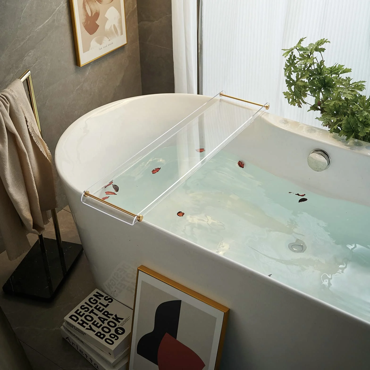 Beelee Estante de Bandeja de bañera - Estante de Bandeja de acrílico Transparente, con Pista Dorada, para Colocar Libros, teléfonos, Velas, Vin - Accesorios de baño Impermeables Caddy, BA0011G