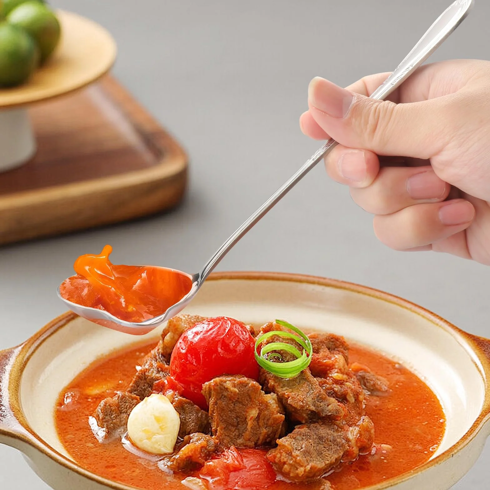 2 cucharas de salsa, cucharón pequeño con boquilla de vertido, cuchara de acero inoxidable 18/10 para cucharar salsas y salsas, 7.87 pulgadas