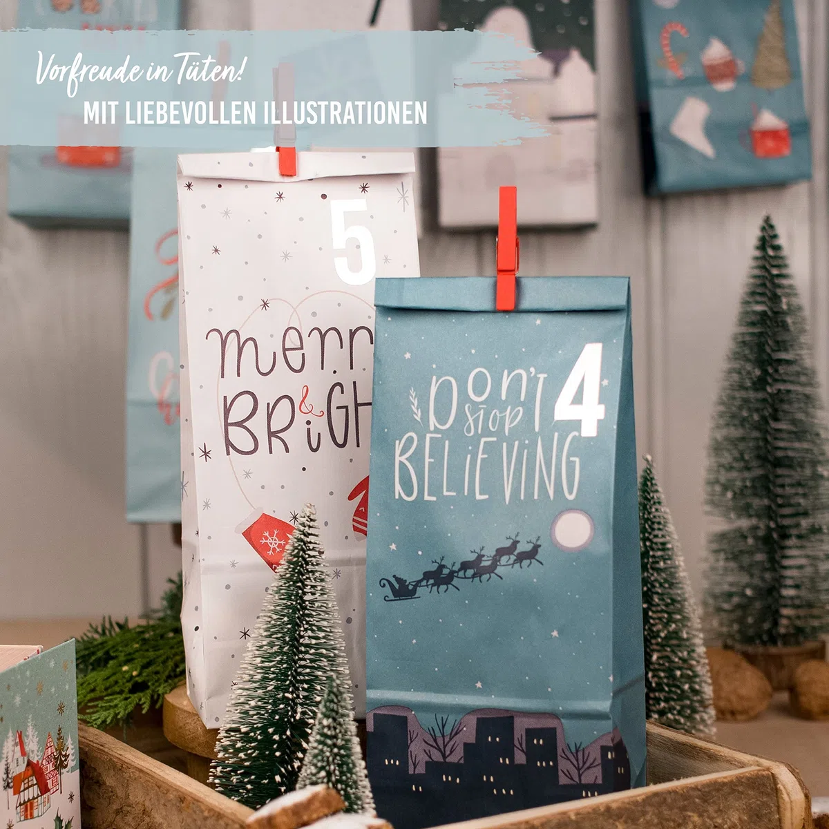 Papierdrachen Calendario de Adviento 2025 para rellenar, 24 bolsas de papel en color azul con pegatinas de números y grapas, diseño navideño, juego de manualidades para Navidad