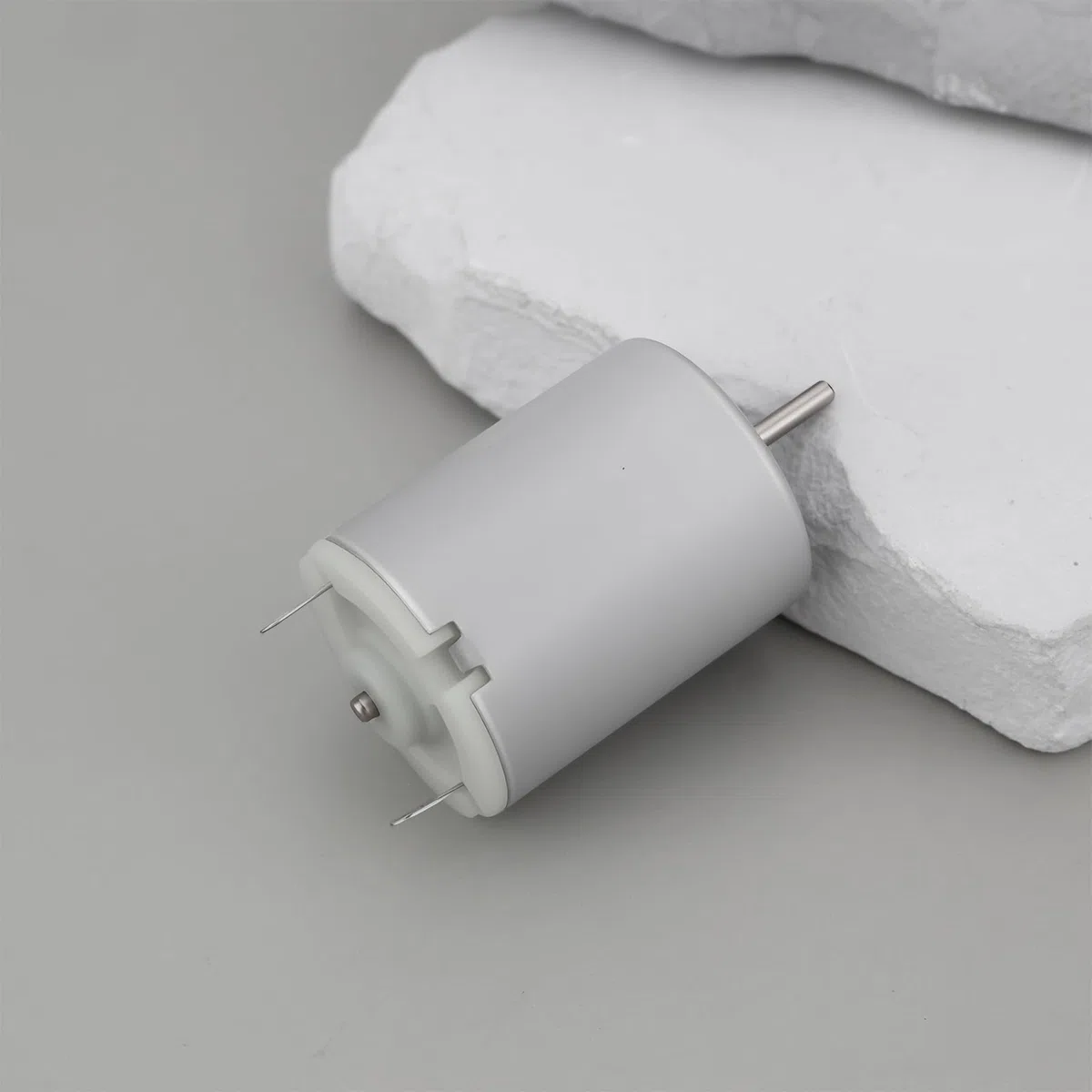 Create idea 2 Mini Motores de CC de 280 V 3-12 V 5000-15000 RPM Pequeños Motores Eléctricos para Proyectos de Maquetas de Coches de Juguete.