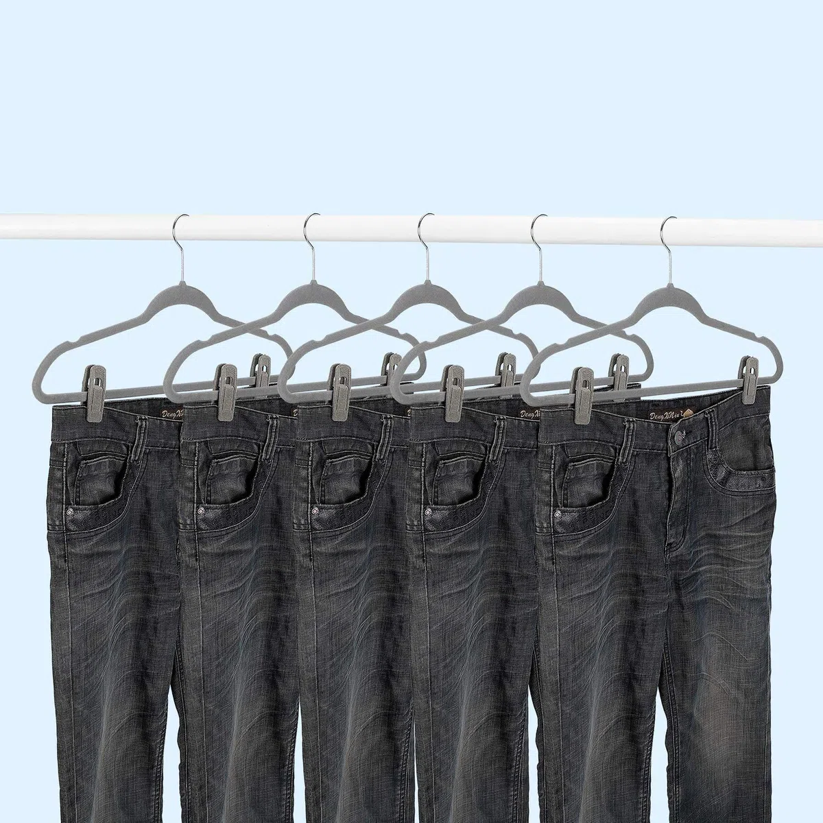 TOFIIGREM Perchas de terciopelo (24 piezas, gris), clips antideslizantes para pantalones, trajes y faldas