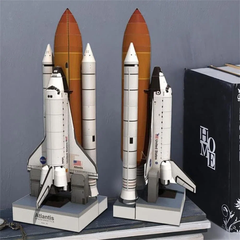MOOKEENONE Cohete de papel modelo 1: 150 transbordador espacial Atlantis hecho a mano cohete espacial DIY (kit desmontado)