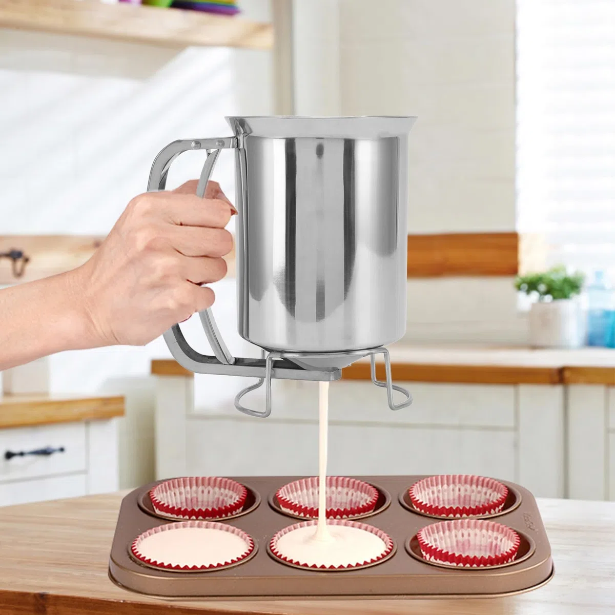 Tissting Dispensador 850ml para Panqueques,3.5 Tazas Dispensador de Masa de Acero Inoxidable con Mango para Apretar para Gofres，Pastel,Galletas, Taza para Crema Speratator para Hornear