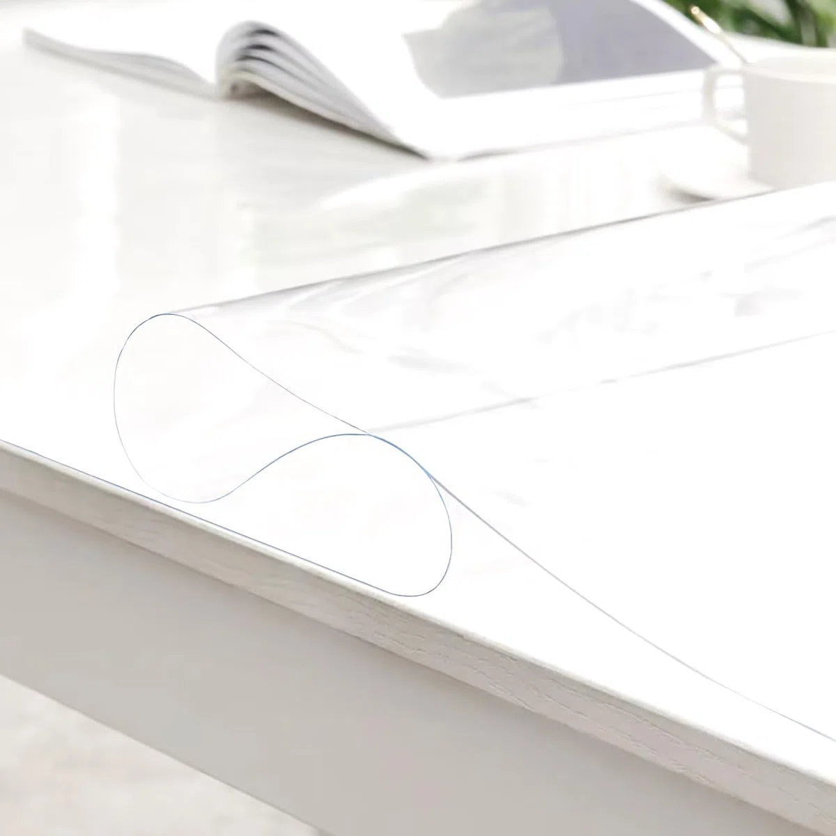 MERCURY TEXTIL- Mantel Fino de PVC Impermeable Transparente, Lámina Fina de Mesa Anti Manchas. Anchura de 140cm, Hule Protector de Muebles, Superficies y Mesa Rectangular (0,50mm-250cm Largo)