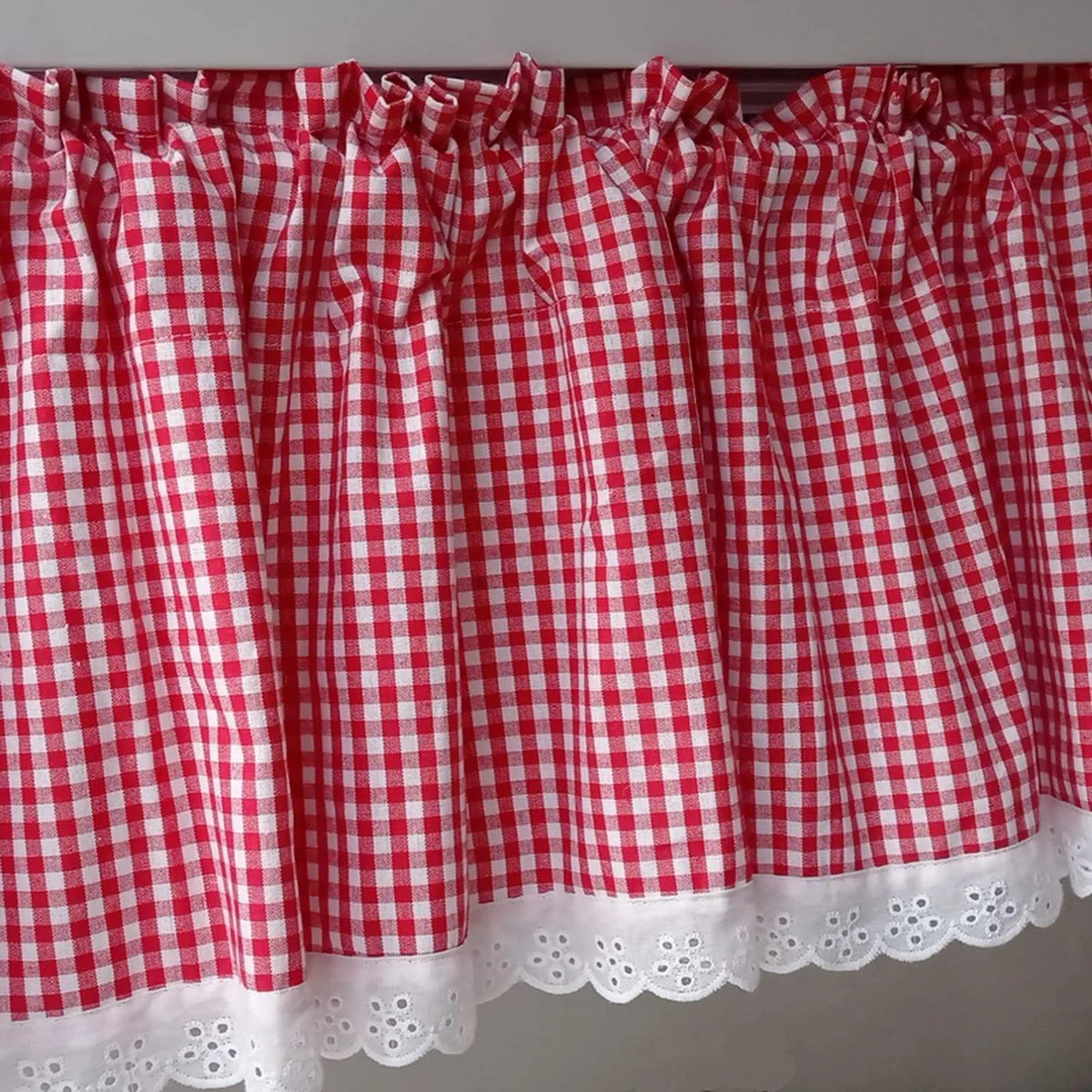 A.Monamour Cortina Cocina Ventana Puerta Corta Pequeña Algodón Granja Rústico Blanco Rojo Cuadros Blanco Encaje Bolsillo para Varilla Panel Cenefa Bistro para Dormitorio Café Baño Habitación Terraza