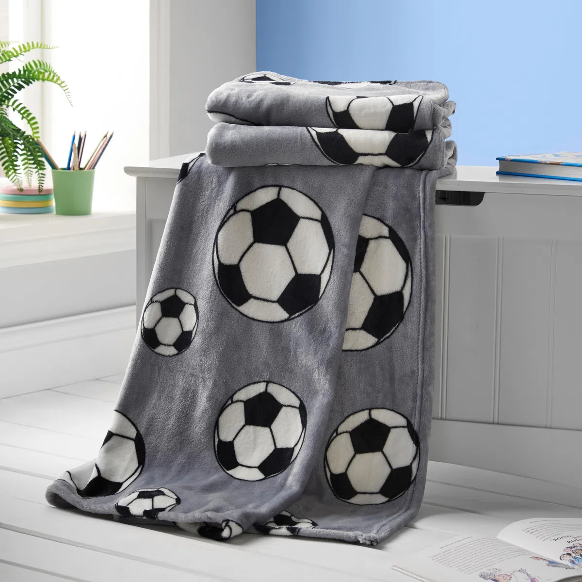 Catherine Lansfield Kids Living Football Manta, 120 x 150 cm, Color Gris