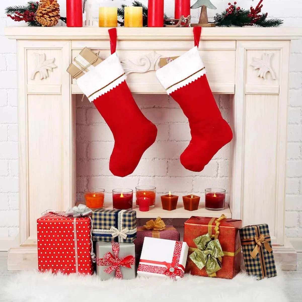 4 Piezas Medias de Navidad, para el árbol de Navidad Chimenea Decoración, Adorno de Navidad Bolsa de Dulces, Calcetín de Decoración Navideña para Llenar y Colgar