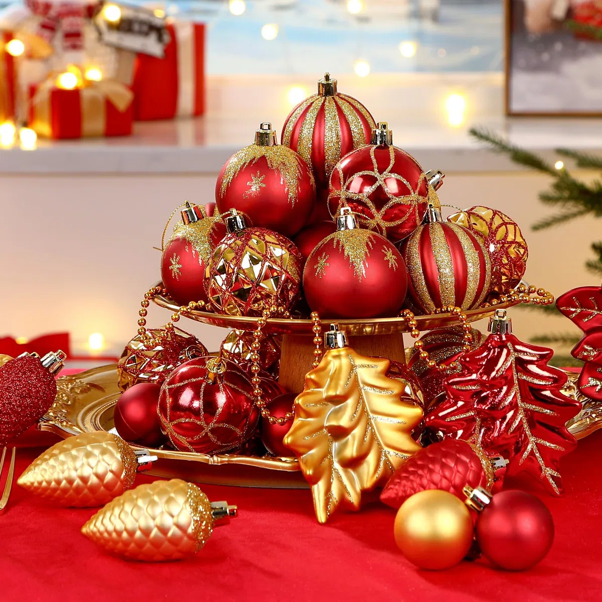 SHareconn 2025 Nuevo Juego de 106 Adornos Navideños, Adornos Decorativos de Plástico Inastillables para Decoración del Árbol de Navidad, Rojo rubí Y Oro
