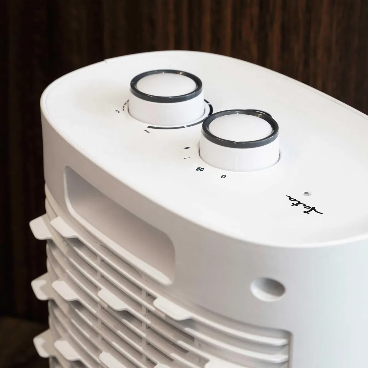JATA JCTV1191 - Calefactor Eléctrico Bajo Consumo 2000 W. Termoventilador Baño. 2 Potencias, Termostato Regulable, Función Ventilador Frío, Protección Antivuelco y Sobrecalentamiento, Compacto con Asa