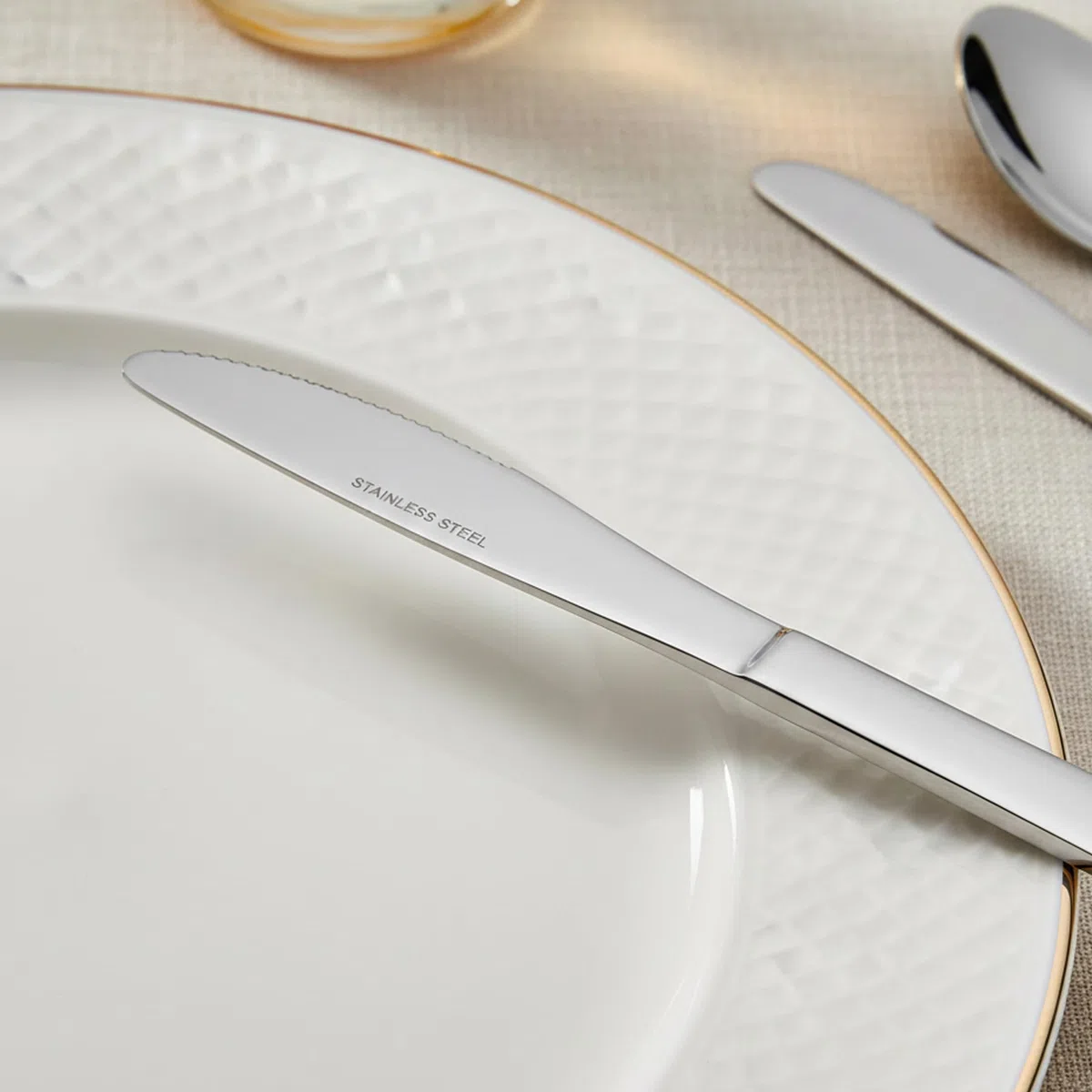 Juego de Cuchillos, Juego de Cuchillos de Cena de 24 Piezas, 8.3 Pulgadas, Cuchillos de Acero Inoxidable de Grado, Aptos para Lavavajillas, Cuchillos de Mesa en la Cocina