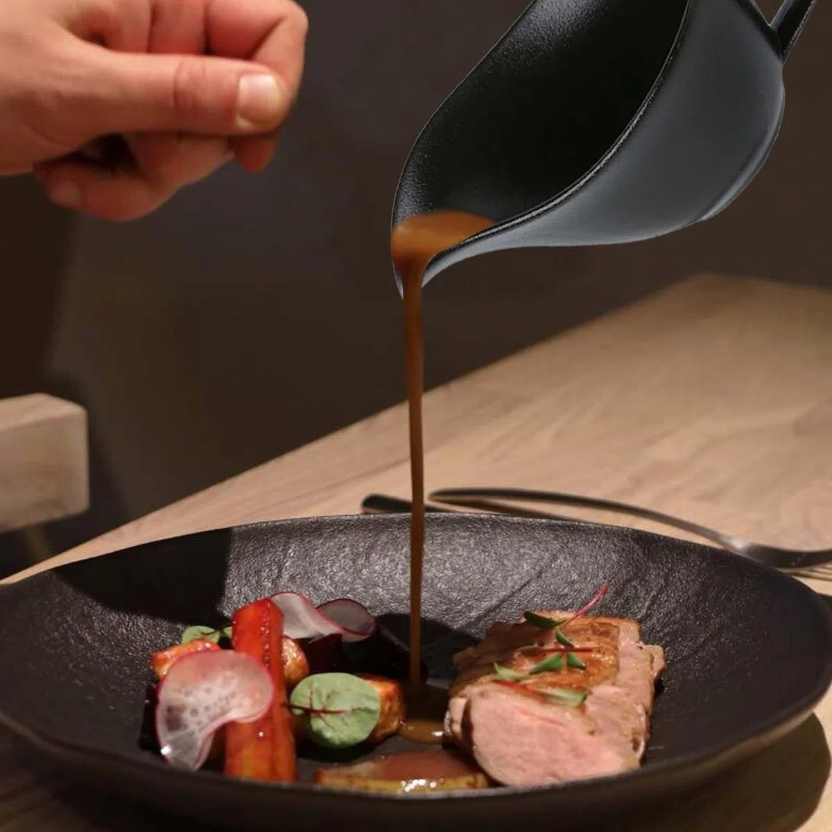 Recipiente para salsas de porcelana de 280 ml, recipiente para salsas con asa, salsera con vertido de labios, cuenco para servir, adecuado para salsa, crema, aderezos para ensaladas, caldo de leche,