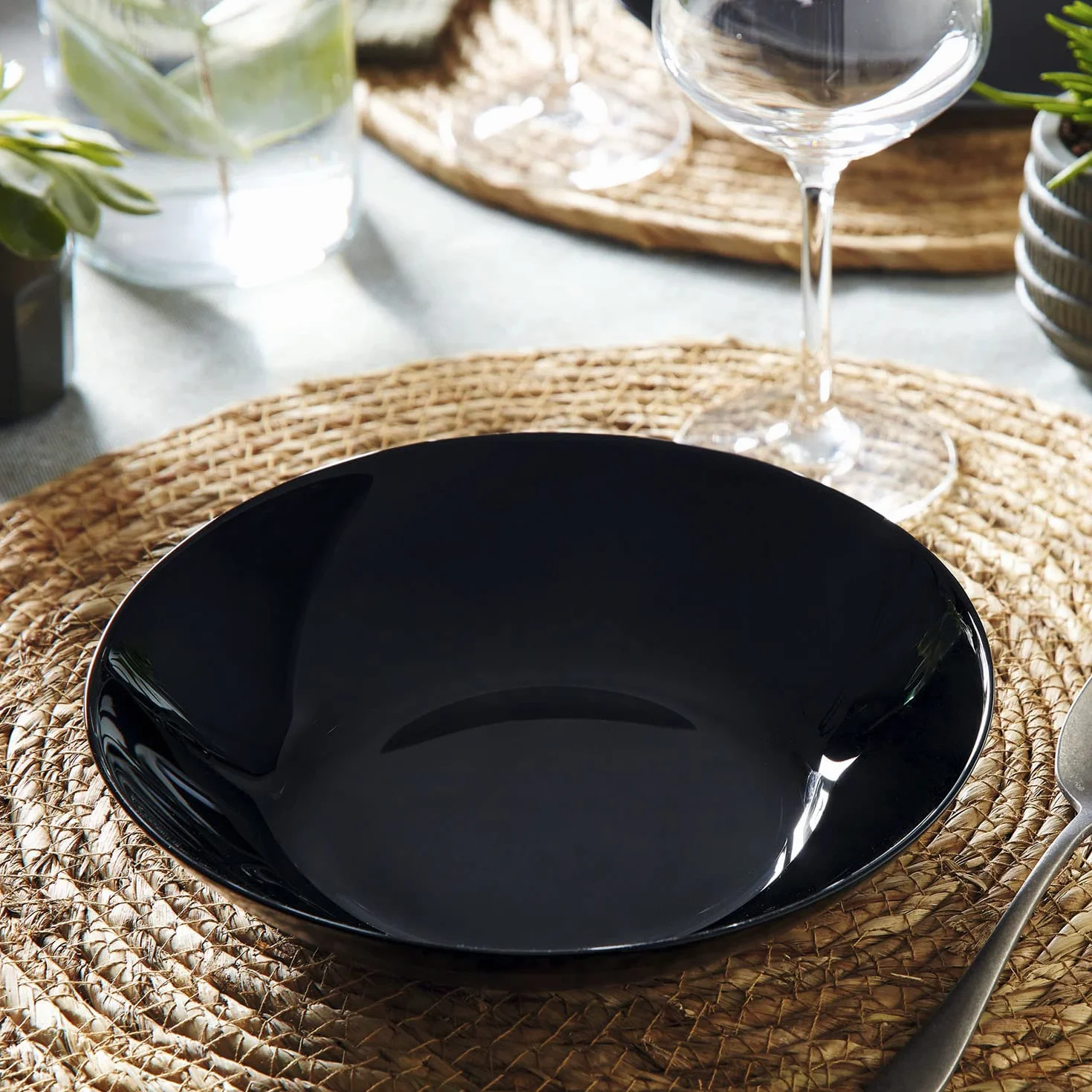 Luminarc Juego de vajilla Arcopal Zelie de vidrio negro, 12 piezas, 4 plazas, negro