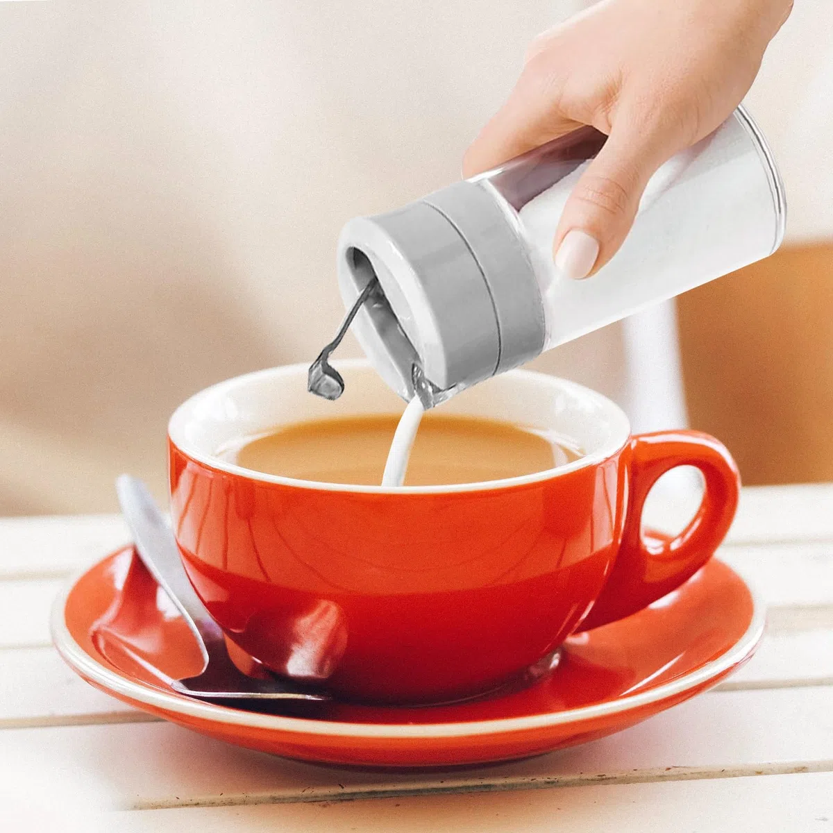 2 dispensadores de azúcar de vidrio con boquilla de vertido automático, recipiente de azúcar con peso, 250 ml, soporte para salero, accesorios para barra de café (Gris)