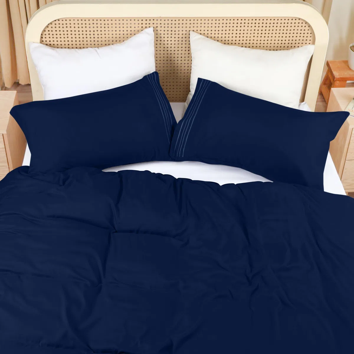 Utopia Bedding Funda Nordica Cama 105 - Microfibra Juego de Funda de Edredon 200x200 cm y 2 Bordado Fundas de Almohada 50x75 cm (Azul Marino)