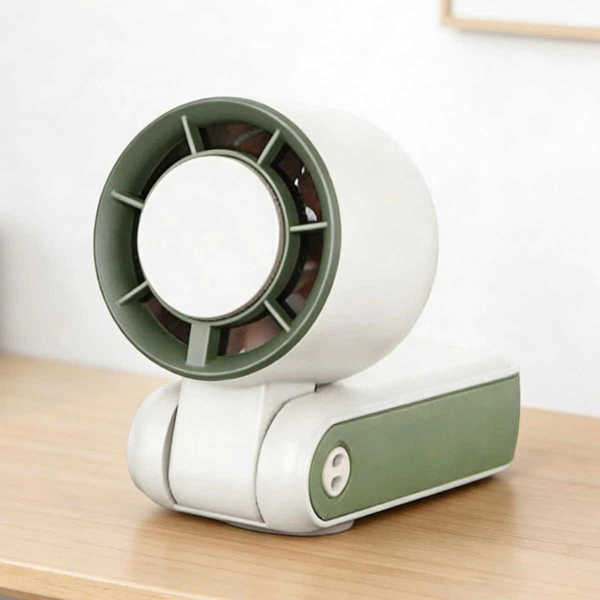 Ventilador portátil – Mini dispositivo de enfriamiento, enfriador de aire con pilas recargables, niveles de velocidad ajustables, generador de personal, para viajes de verano