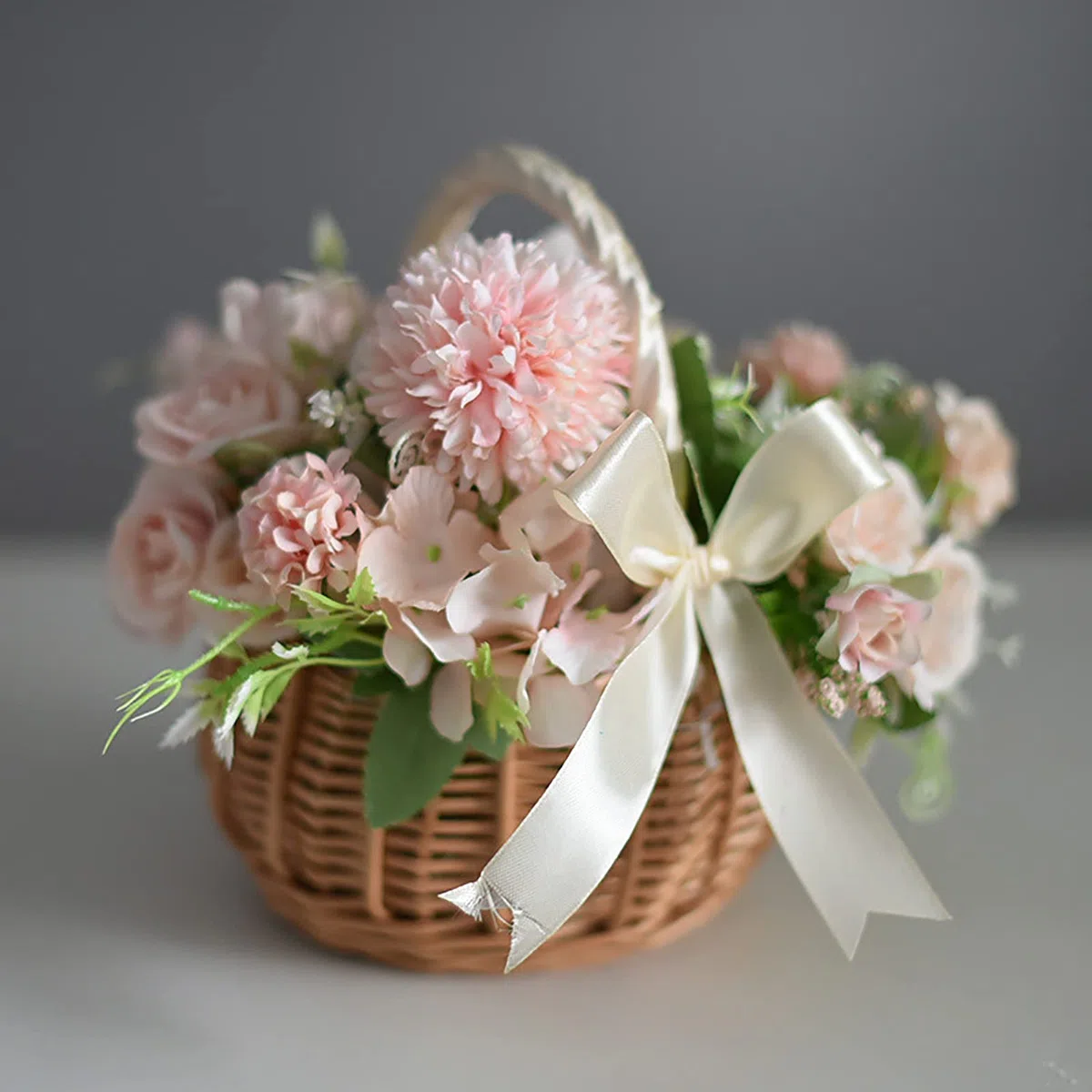 Cesta de Niña de Las Flores, Cesta de Flores de Ratán, Cestas de Mimbre para Bodas con Cinta, Cesta de Flores Tejida a Mano con Asa, para la Decoración de la Fiesta de la Boda en Casa, 15 * 8 cm