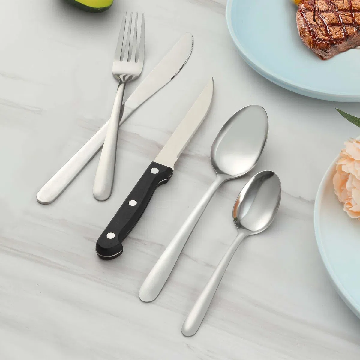 Cubiertos, Pleafind 30 piezas juego de cubiertos para 6 personas, cuberteria acero inoxidable, cuberteria plateados que incluyen cuchara, cuchillo, tenedor,cuchillo de carne, apto para lavavajillas