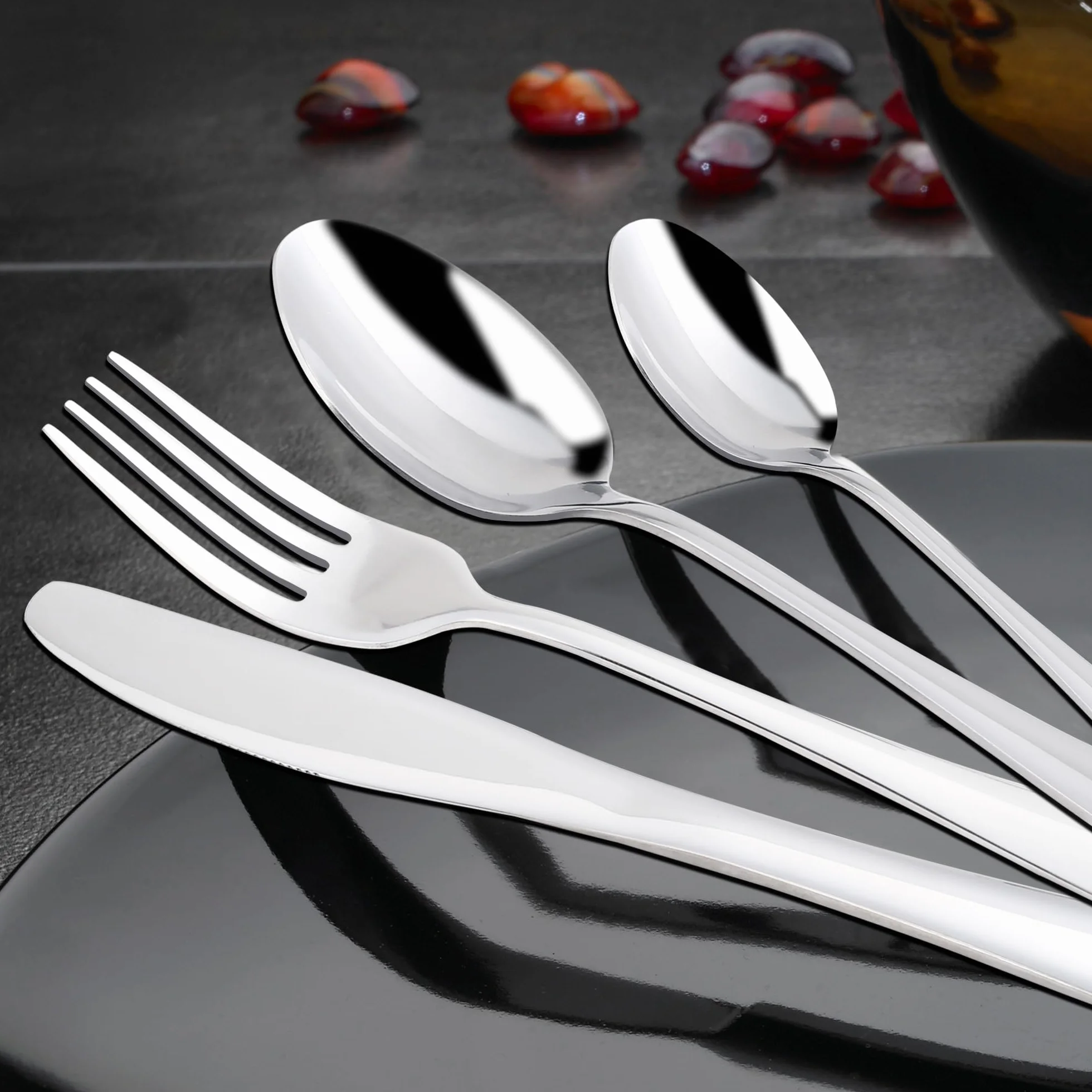 KitchenBoss Cubiertos Acero Inoxidable: Cuberterias Completas 6 Personas, Juego de Cubiertos 30 Piezas, Apto para Lavavajillas, Color Plata