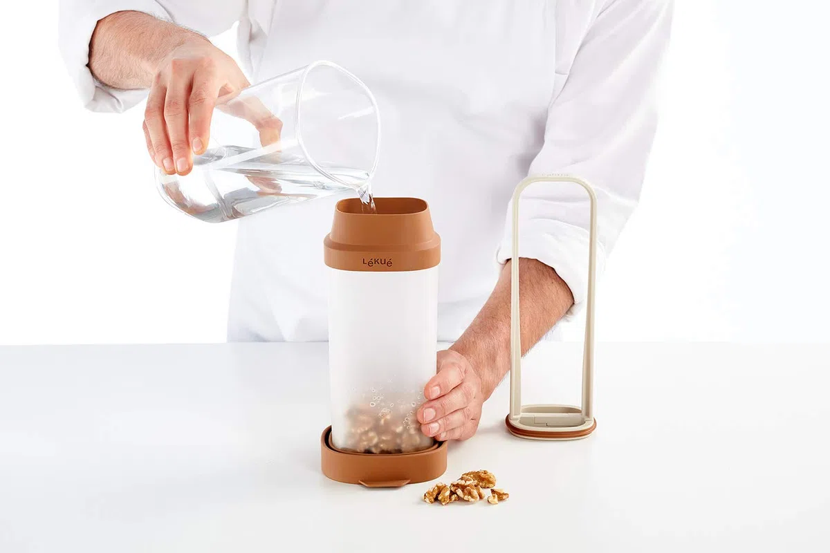 Lékué Recipiente para elaborar bebidas vegetales caseras, Marrón, 1000 ml