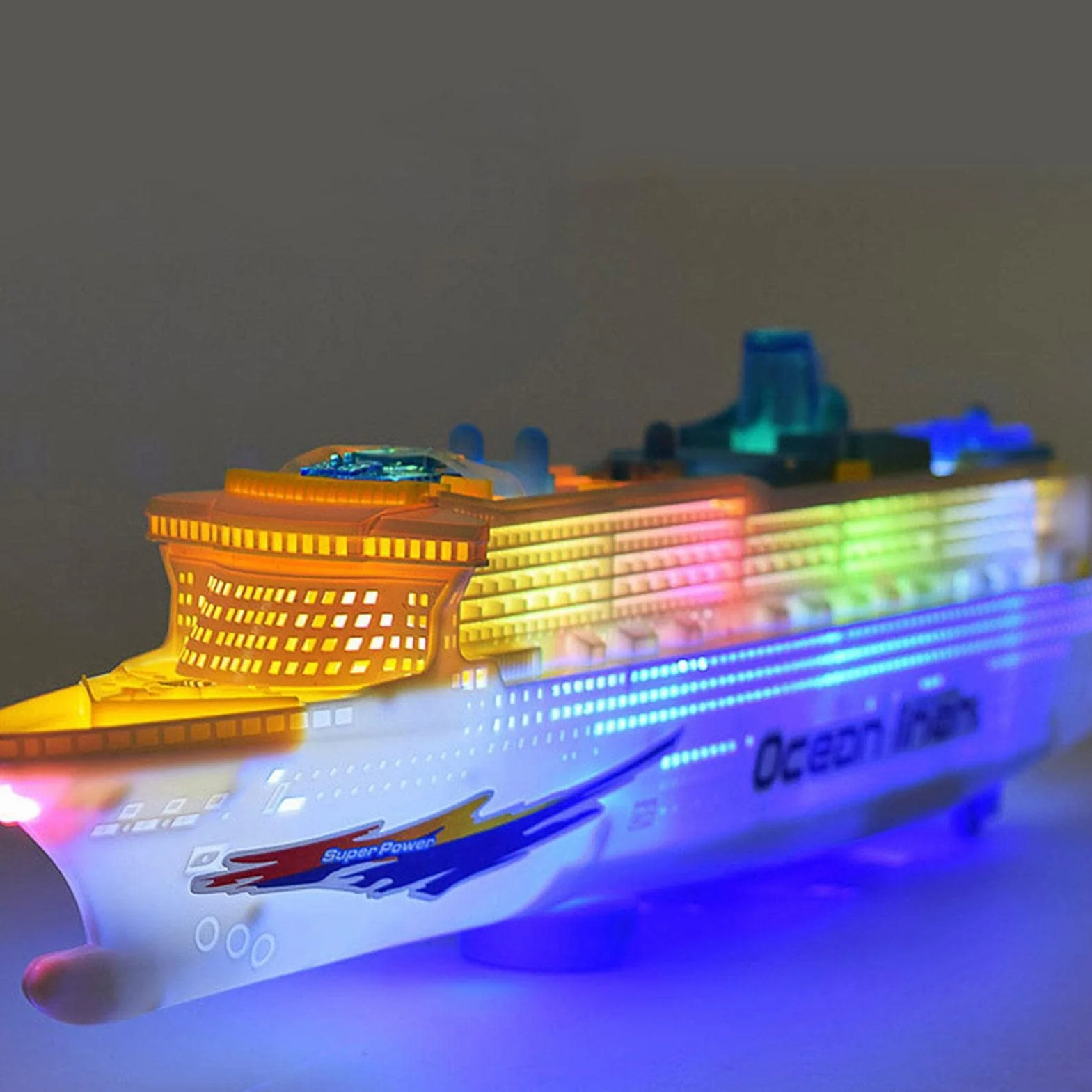 Genérico Liner Cruise - LED Light Y Sonido Soporte | Decoración modelo de crucero | Plantilla de simulación creativa | Boy Ship Ornement Toy for Kids Birthday, Decoración de mayo