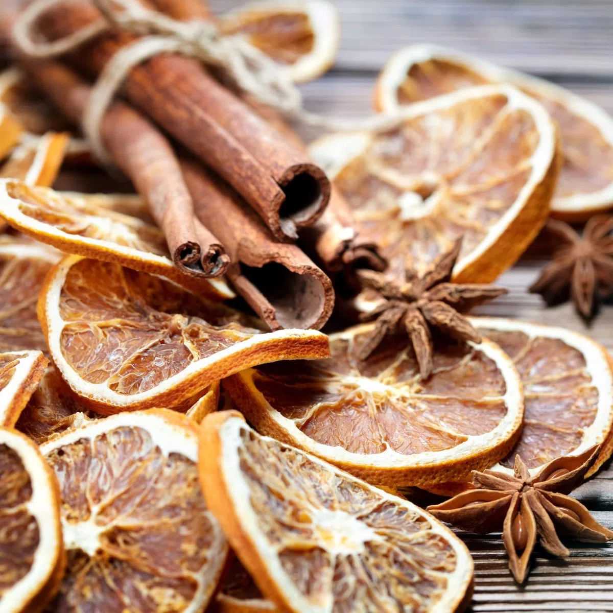 Lote de 50 rebanadas de naranja secas para decoración natural, corona de adviento y corona de adviento