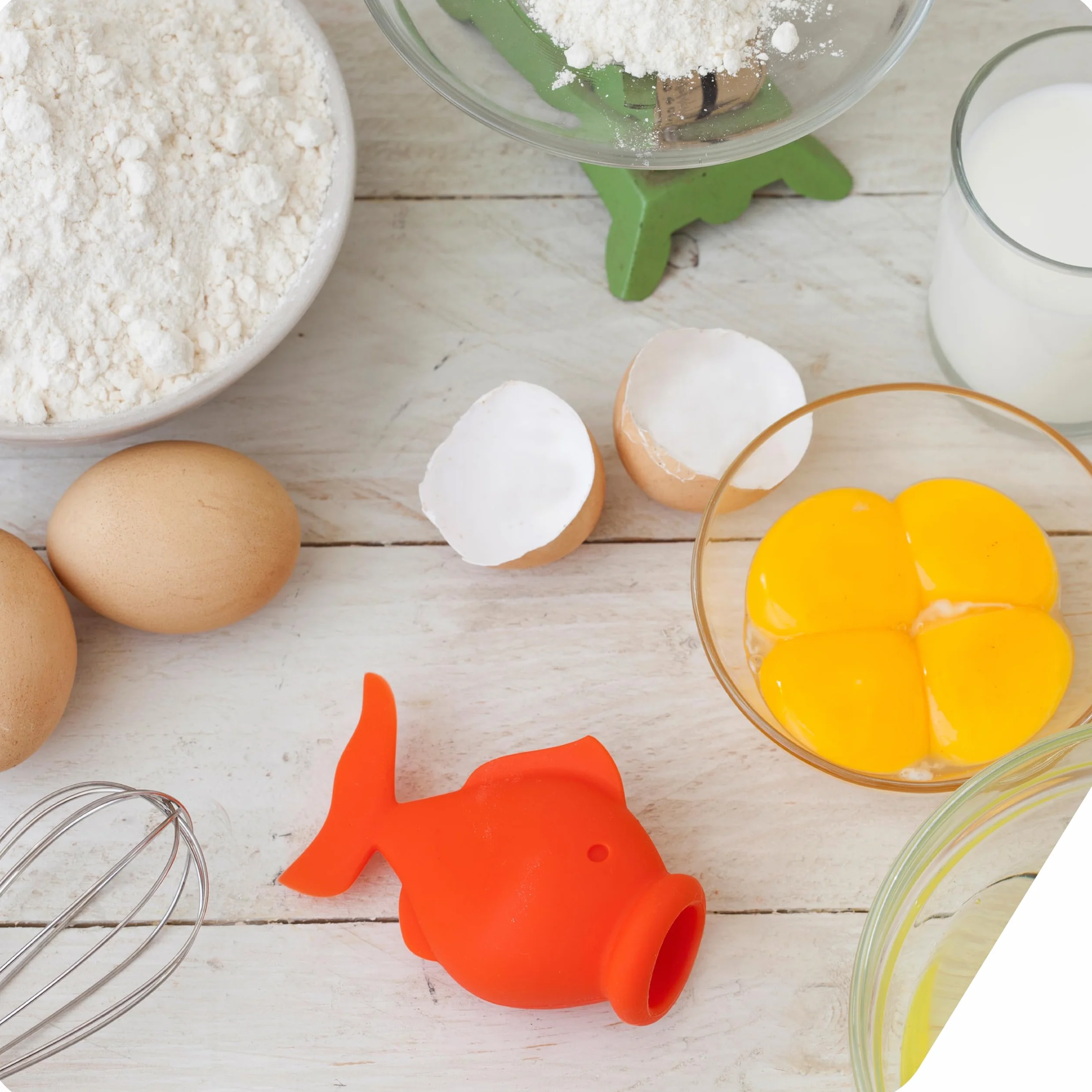 Peleg Design YolkFish – Separador de Huevos Pez, Separador Práctico de Yemas y Claras de Silicona | Herramienta de Cocina | Regalo Navidad Cumpleaños