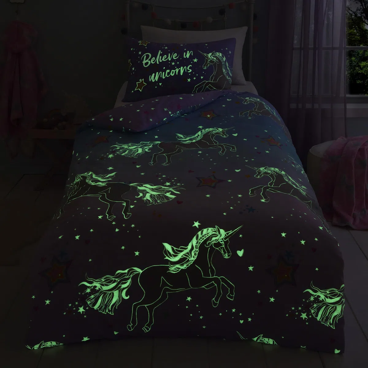 Bedlam - Funda de edredón de Unicornio Que Brilla en la Oscuridad - Tamaño Individual (200 x 140 cm) - Reversible (2 diseños) - Estrella mágica y Unicornio para niñas - Rosa Lila