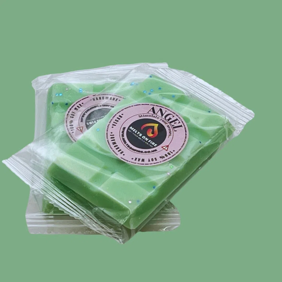 meltsonfire Cera para derretir – 4 barras a presión – (ángel, talco de bebé, J'Adore, hada de nieve) – cera de soja perfumada que se derrite vegana