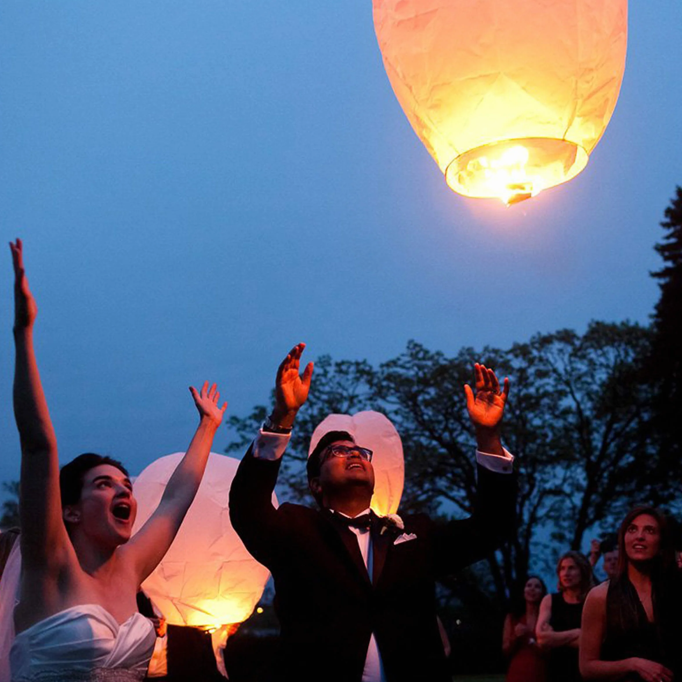 LABOTA Paquete de 5 faroles chinos de cielo, linterna de cielo para liberar en la memoria, 100% biodegradables, ecológicas, linternas flotantes para vuelo exterior, decoración de fiestas, cumpleaños,