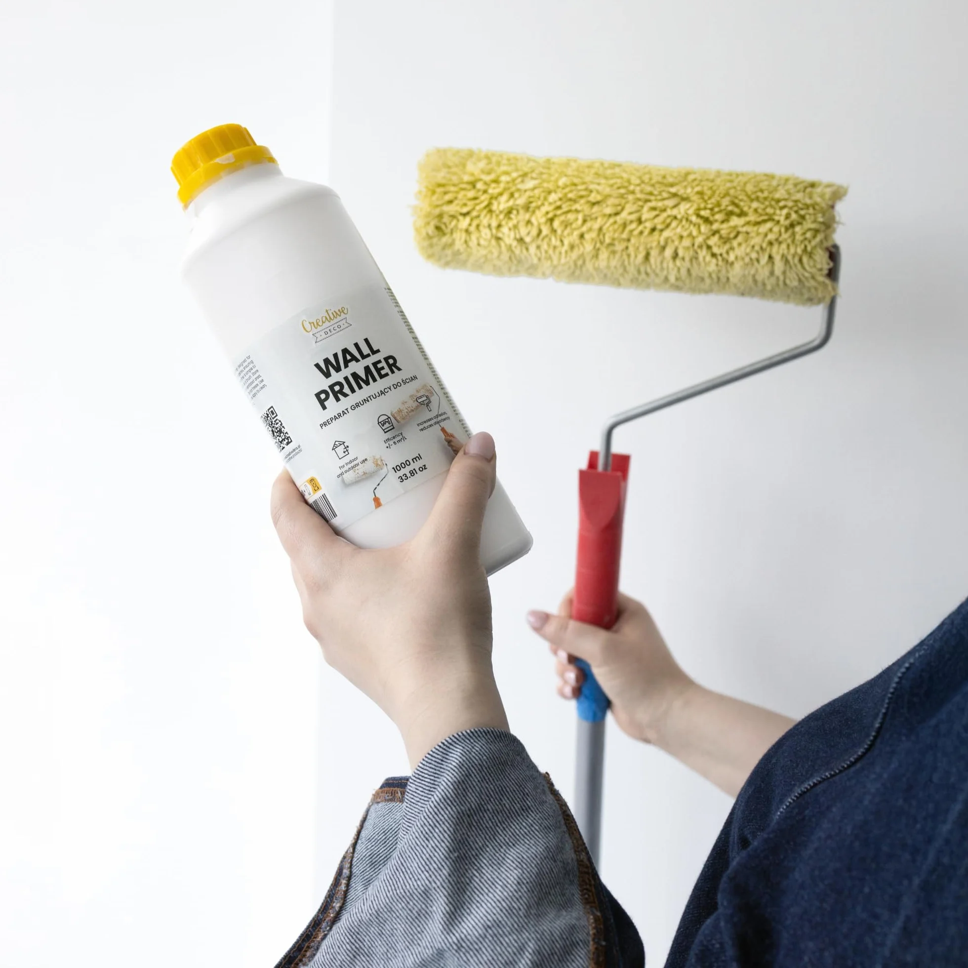 Creative DECO Imprimación de Pintura 1L Blanca | Primer Fijador Paredes y Techos | Eficacia 5m2 | Alta Adherencia | Bloqueador de Manchas | Secado Rápido | Sin Disolventes | Fácil Aplicación