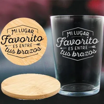 Vaso de sidra/cubata personalizado de 500ml grabado con frase y posibilidad de personalizar con nombre. Ideal para regalar en cualquier momento + posavasos grabado