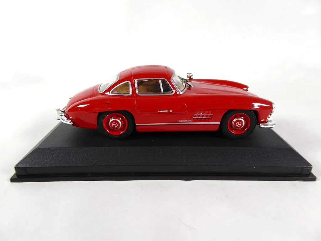 OPO 10 - Coche en Miniatura Compatible con Mercedes Benz 300 SL Rojo 1/43 (RBA23)