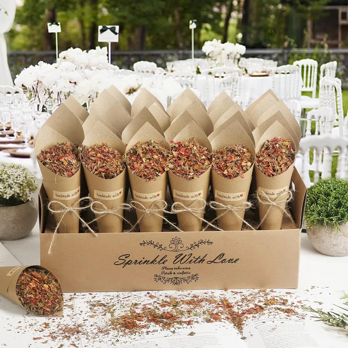 Conos para arroz de boda con paquetes de confeti nupcial, portaconfites Kraft con 30 orificios