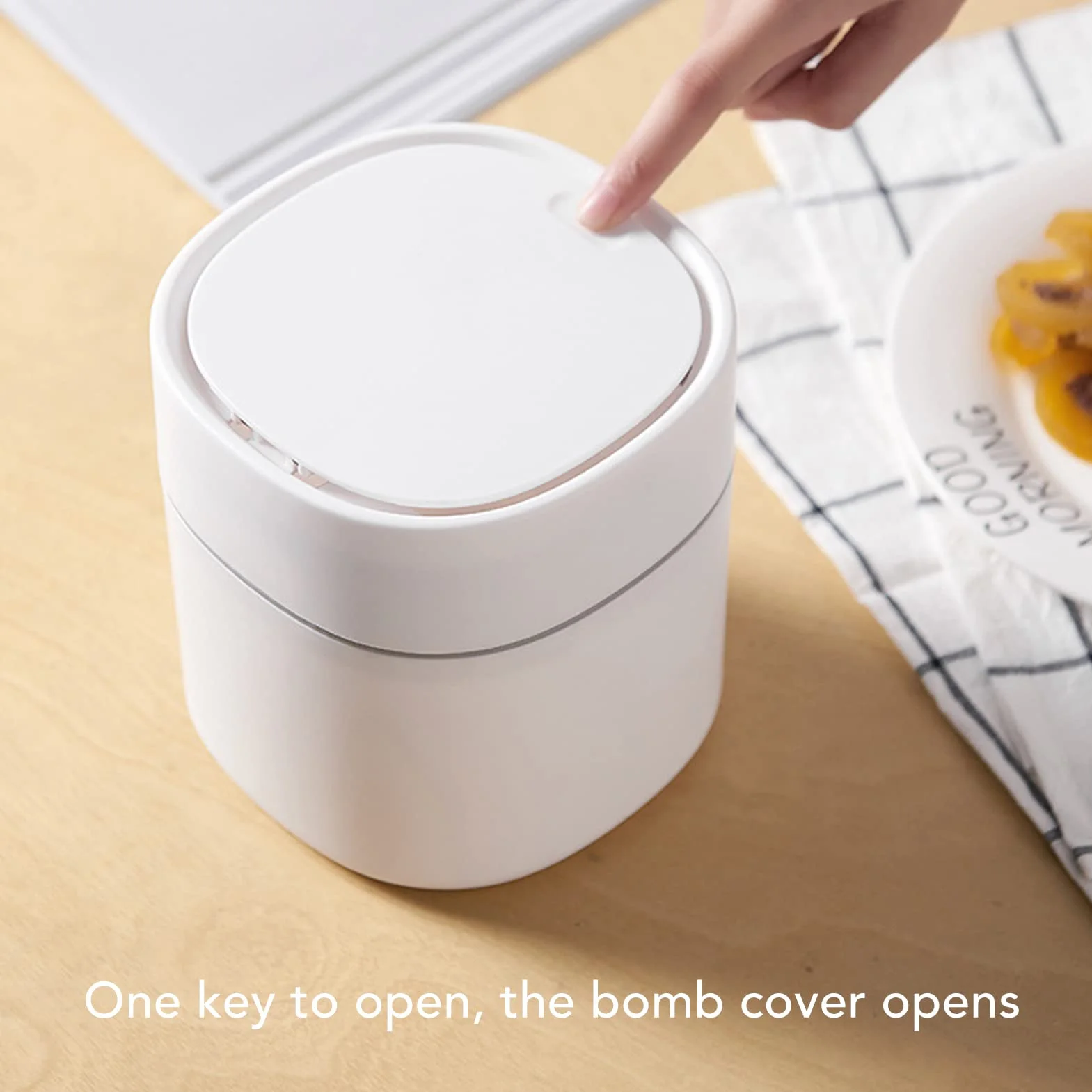 Tyenaza Mini Bote de Basura de Escritorio, Bote de Limpieza de Almacenamiento de desechos con Tapa para Mesa de Centro, tocador, encimera de Escritorio(Blanco)